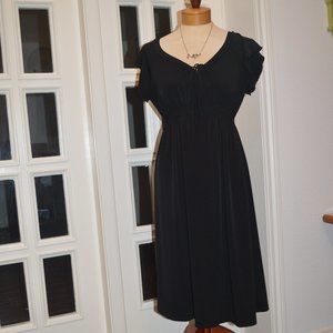 Motherhood Maternity // Black // Dress // Large